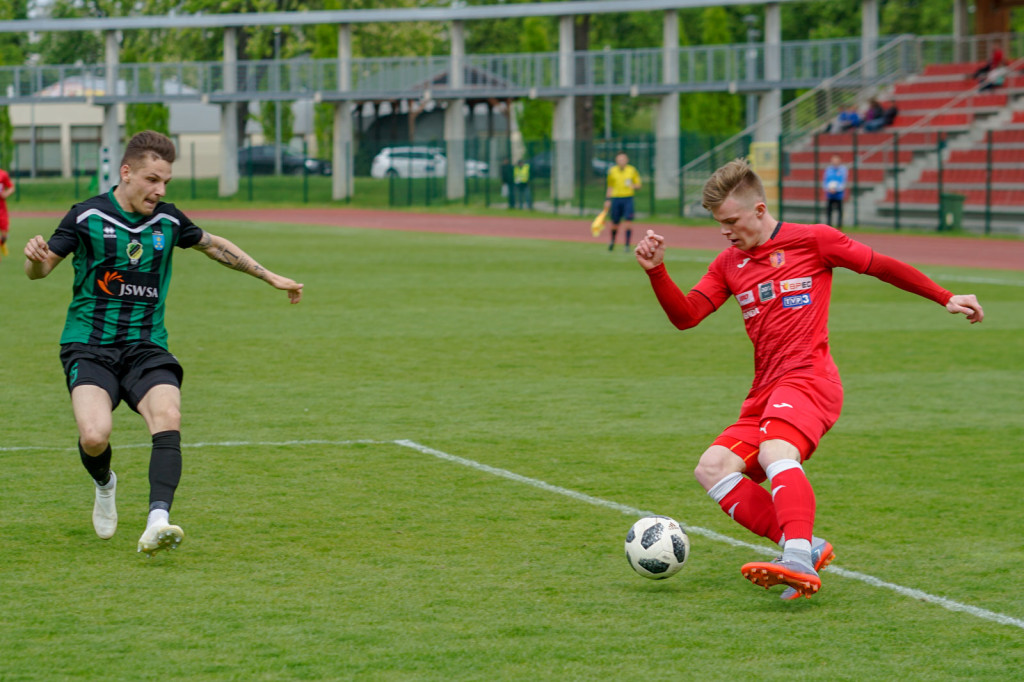 Stal oddala się od strefy spadkowej. Okazała wygrana z Pniówkiem Pawłowice Śląskie