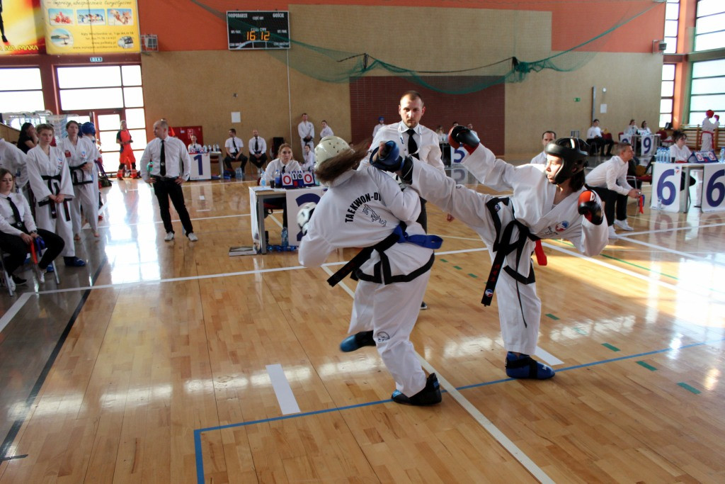 Mistrzostwa Polski Taekwon-Do. Zawodnicy z Opolskiego Klubu Sportów Walki z sekcji Grodków i Brzeg kolejny raz nie zawiedli!