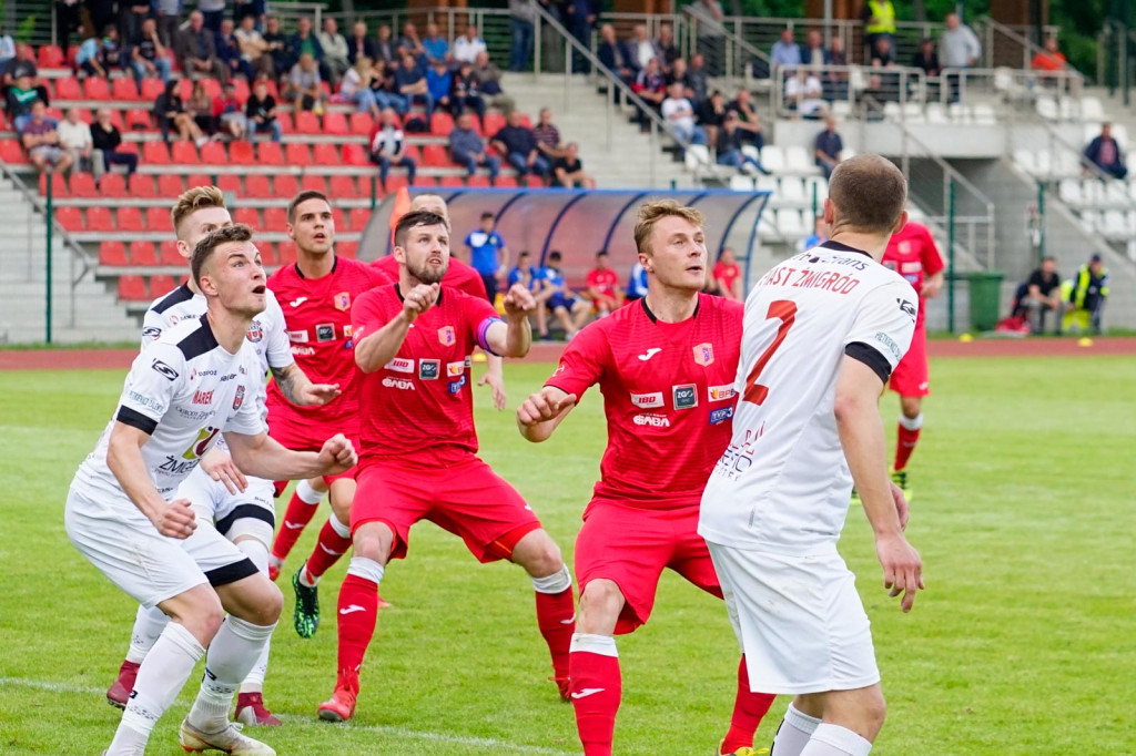 Porażka Stali z Piastem. Utrzymanie zespołu zagrożone