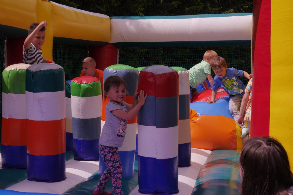 Festyn dziecięcy w Szydłowicach  [fotorelacja]