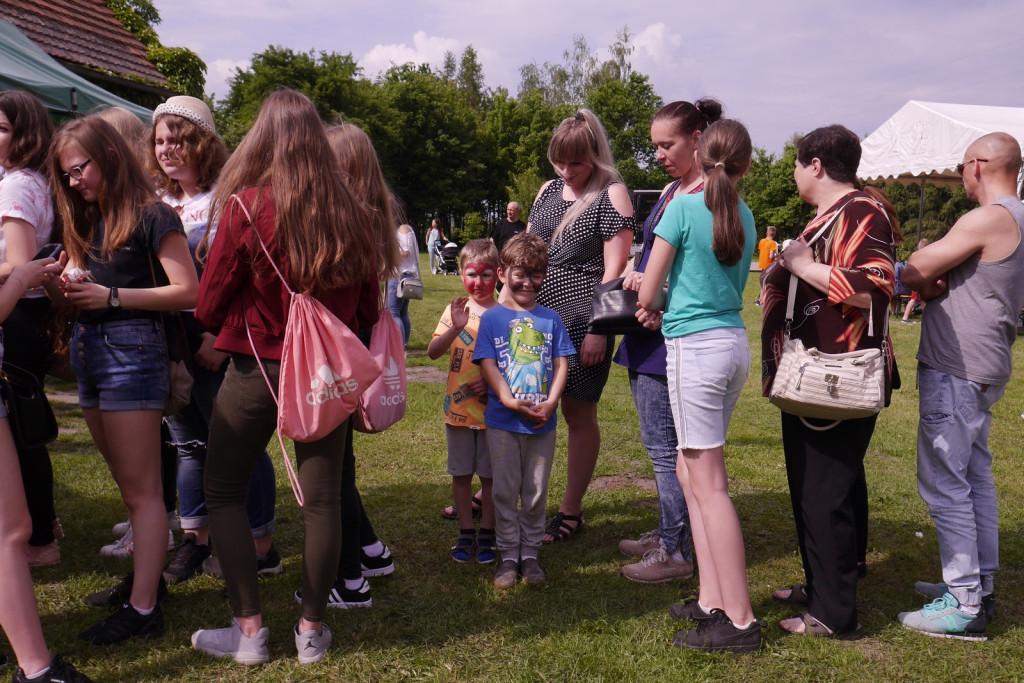 Festyn dziecięcy w Szydłowicach  [fotorelacja]