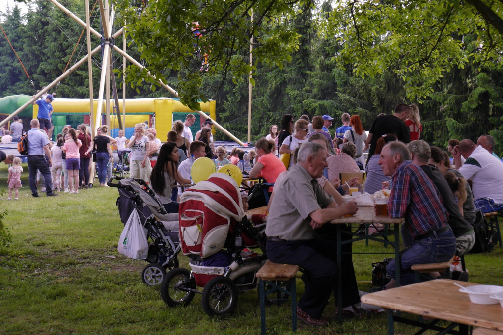 Festyn dziecięcy w Szydłowicach  [fotorelacja]