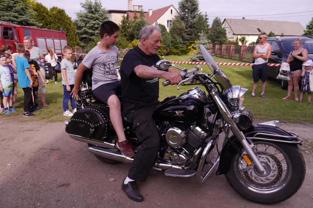 Festyn dziecięcy w Szydłowicach  [fotorelacja]