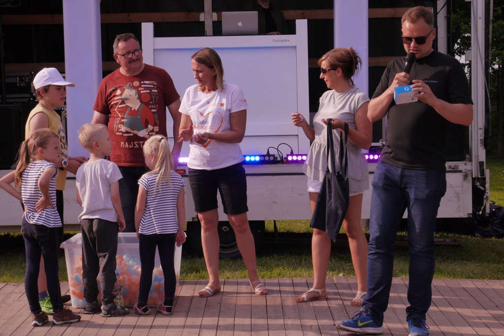 Festyn dziecięcy w Szydłowicach  [fotorelacja]