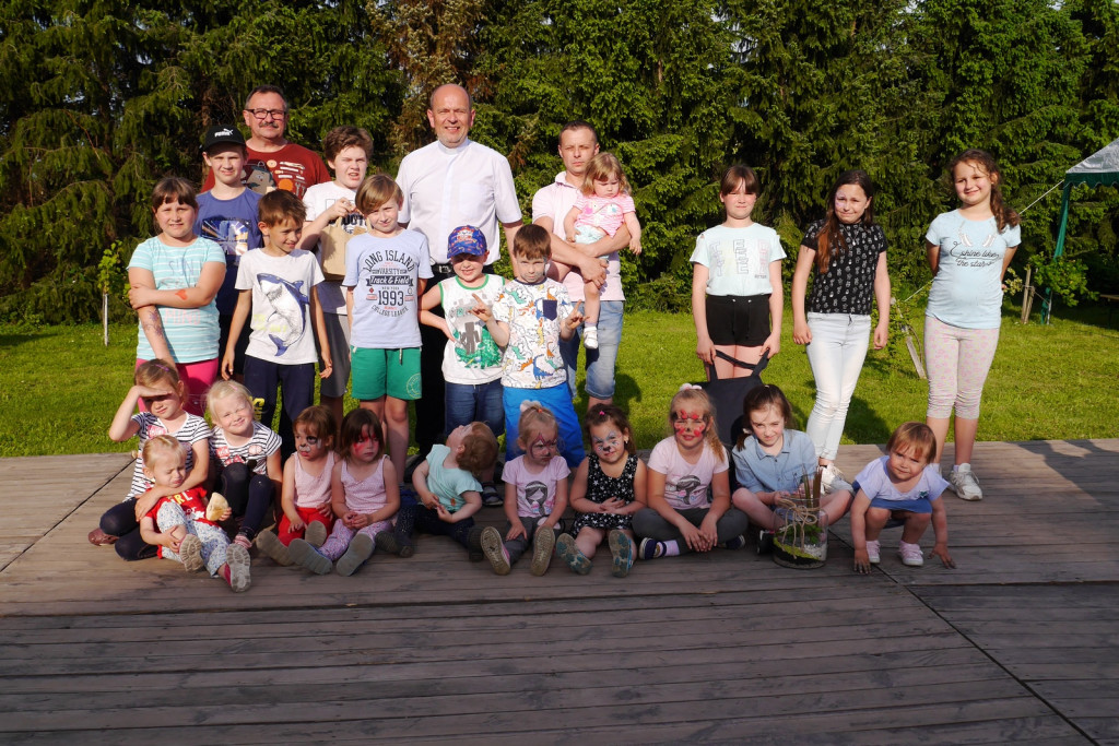 Festyn dziecięcy w Szydłowicach  [fotorelacja]