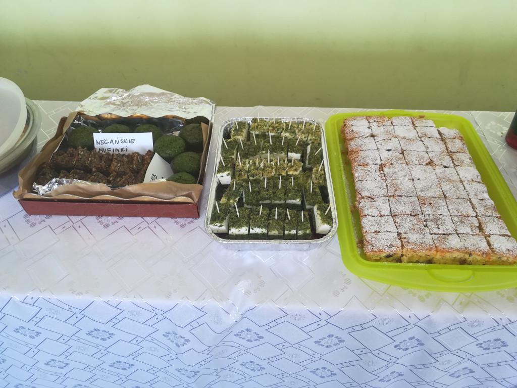 Dzień odkrywania talentów i kiermasz zdrowej żywności w PSP w Lubszy