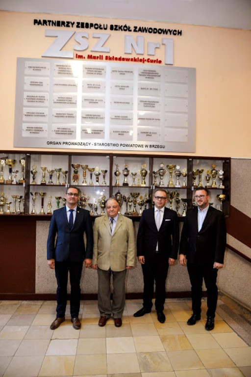 Biznes współpracuje z ZSZ nr 1 w Brzegu