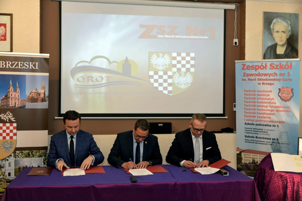Biznes współpracuje z ZSZ nr 1 w Brzegu