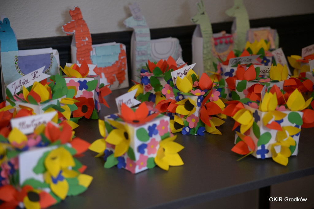 Wystawa Kółka Plastycznego oraz koncert 