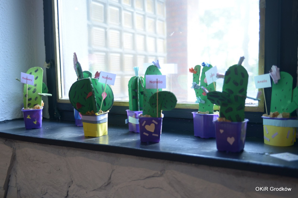 Wystawa Kółka Plastycznego oraz koncert 