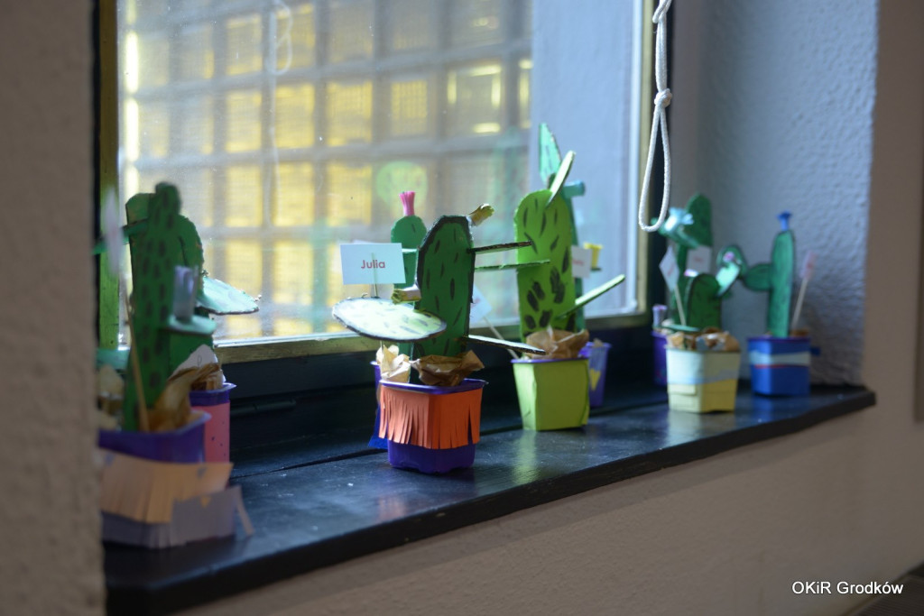 Wystawa Kółka Plastycznego oraz koncert 