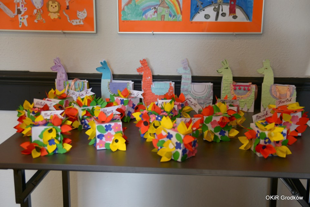 Wystawa Kółka Plastycznego oraz koncert 