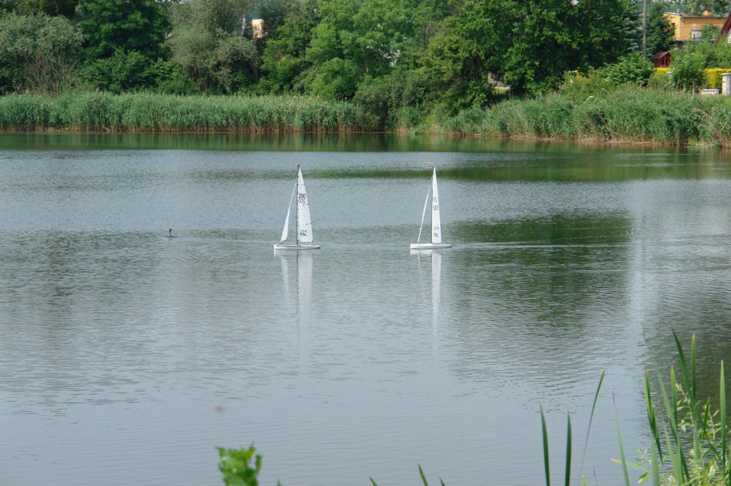 Modelarze rozegrali regaty na stawie Cegielnianym