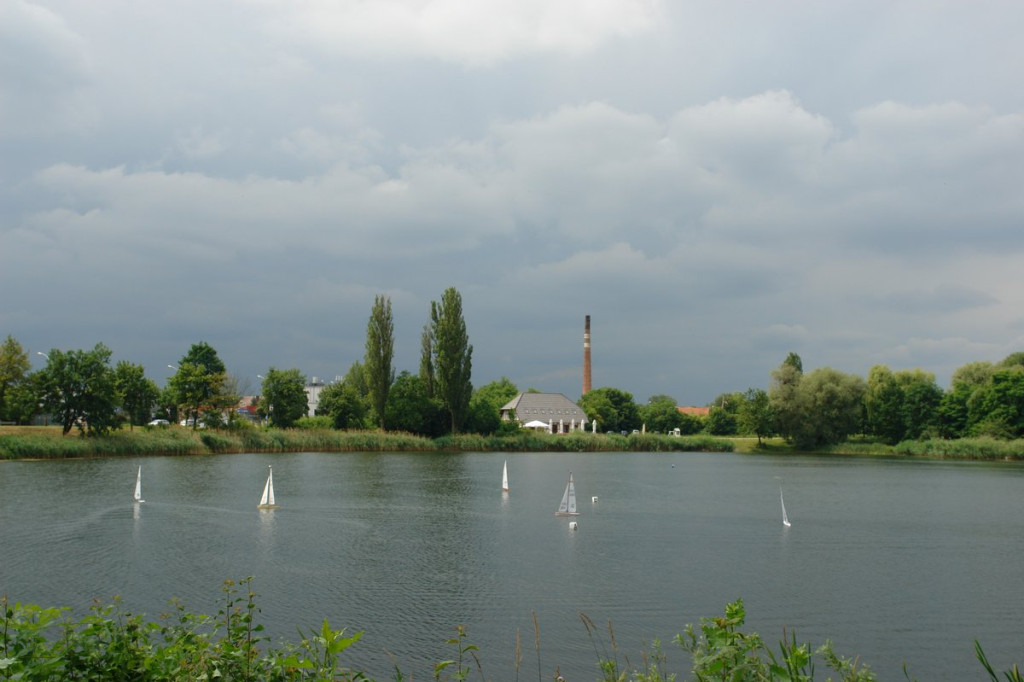 Modelarze rozegrali regaty na stawie Cegielnianym