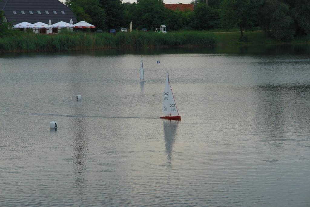 Modelarze rozegrali regaty na stawie Cegielnianym