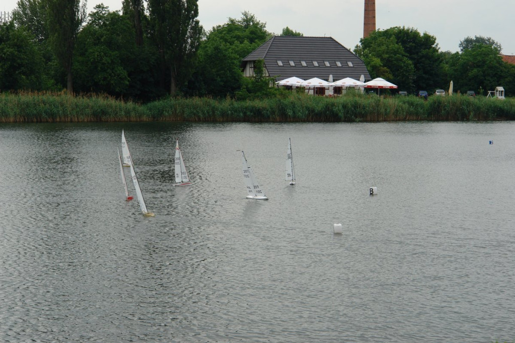 Modelarze rozegrali regaty na stawie Cegielnianym