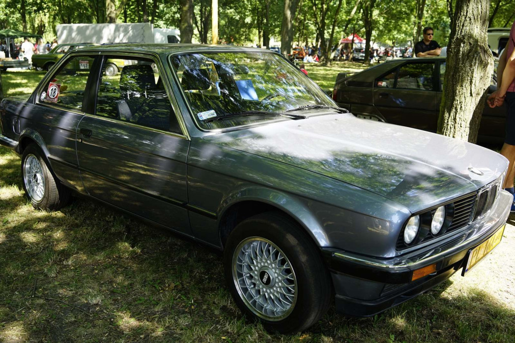 Międzynarodowy Zlot Pojazdów Zabytkowych w Oławie 2019 [fotorelacja]