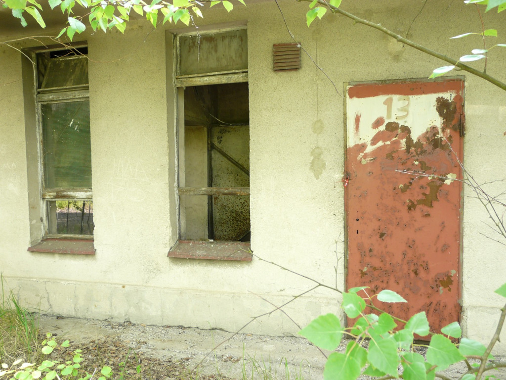 AMW marnuje nie tylko Zielonkę Na Zielonce - od lat - panoszy się Agencja Mienia Wojskowego we Wrocławiu