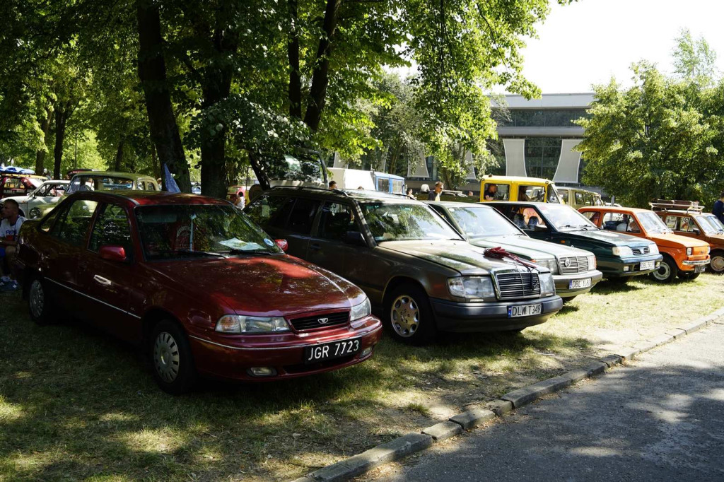 Międzynarodowy Zlot Pojazdów Zabytkowych w Oławie 2019 [fotorelacja]
