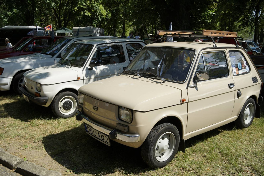 Międzynarodowy Zlot Pojazdów Zabytkowych w Oławie 2019 [fotorelacja]