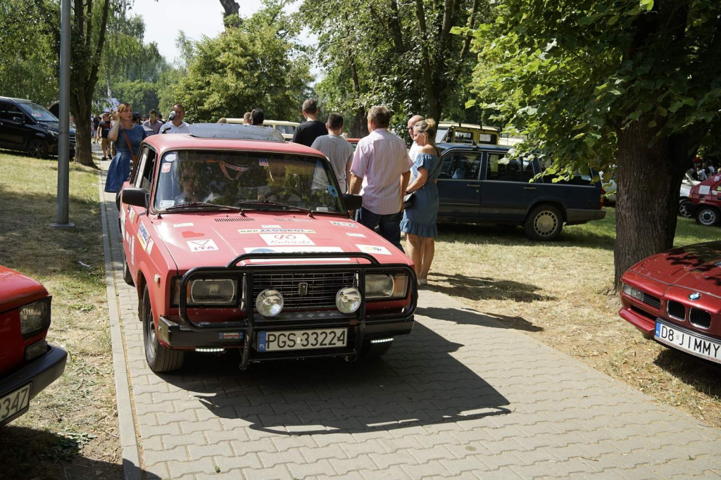 Międzynarodowy Zlot Pojazdów Zabytkowych w Oławie 2019 [fotorelacja]