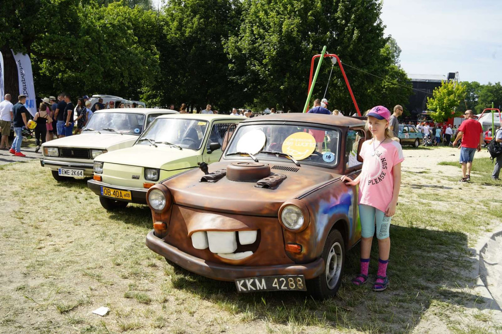 Międzynarodowy Zlot Pojazdów Zabytkowych w Oławie 2019 [fotorelacja]