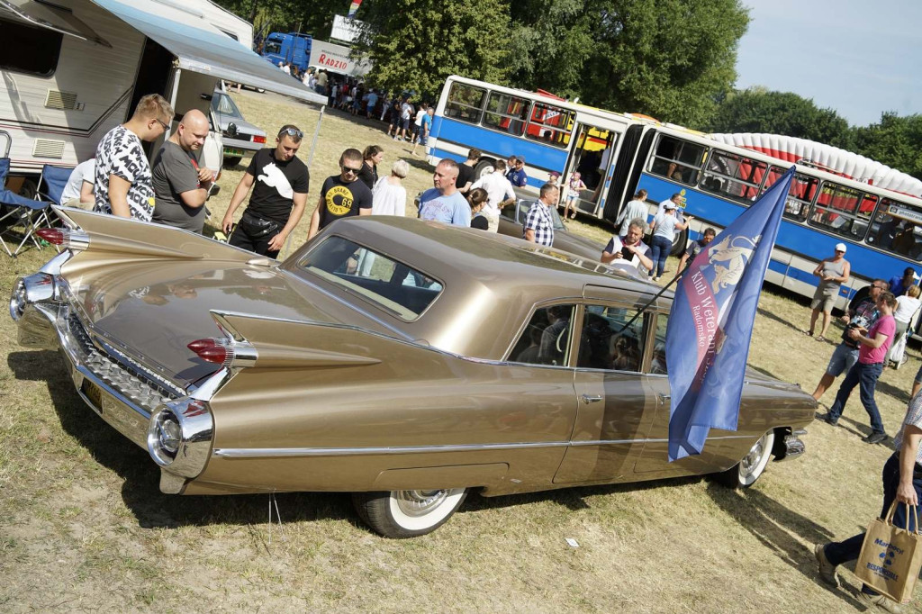 Międzynarodowy Zlot Pojazdów Zabytkowych w Oławie 2019 [fotorelacja]