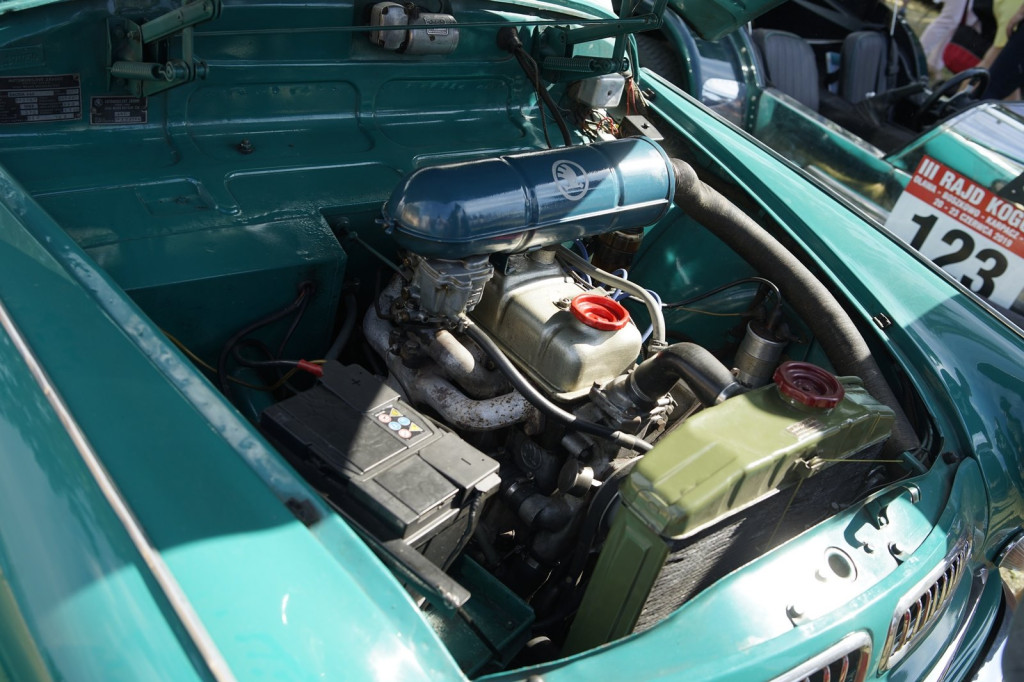 Międzynarodowy Zlot Pojazdów Zabytkowych w Oławie 2019 [fotorelacja]