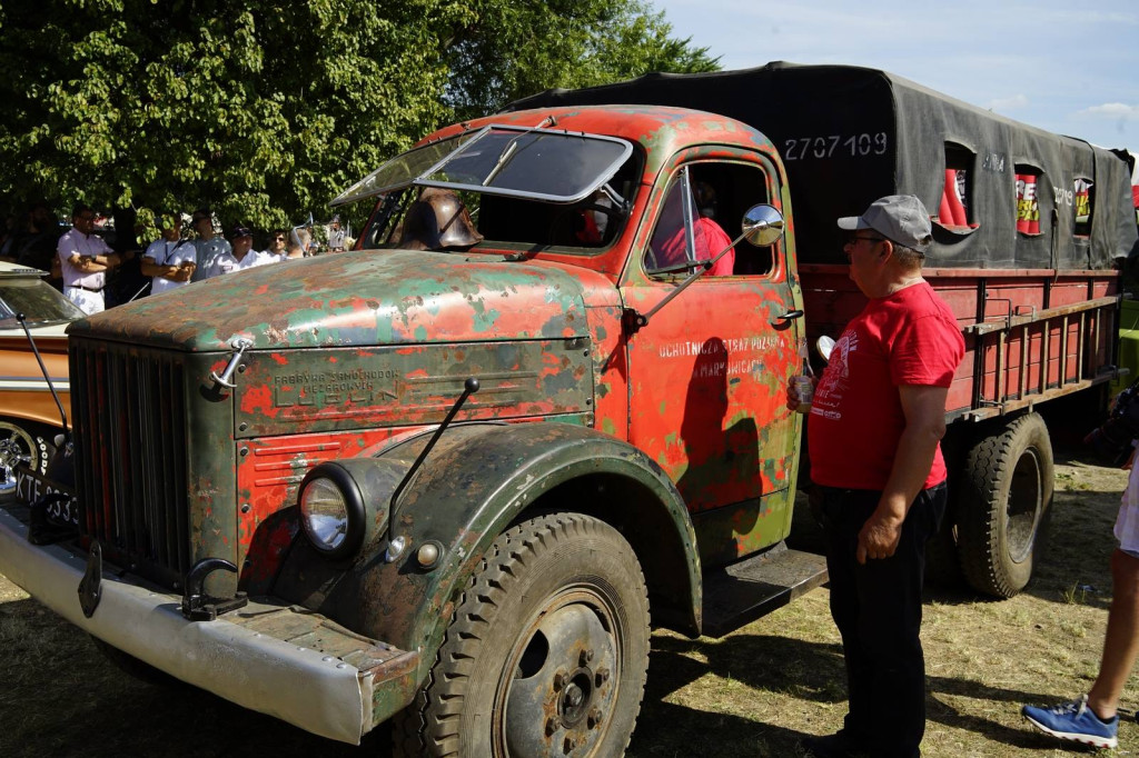 Międzynarodowy Zlot Pojazdów Zabytkowych w Oławie 2019 [fotorelacja]