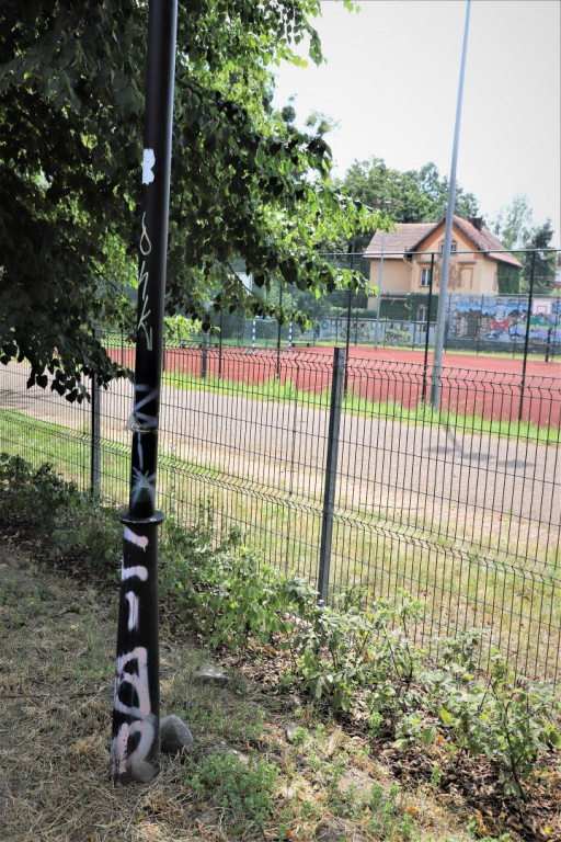 Gmina Brzeg wyznaczyła nagrodę za pomoc w ujęciu wandali