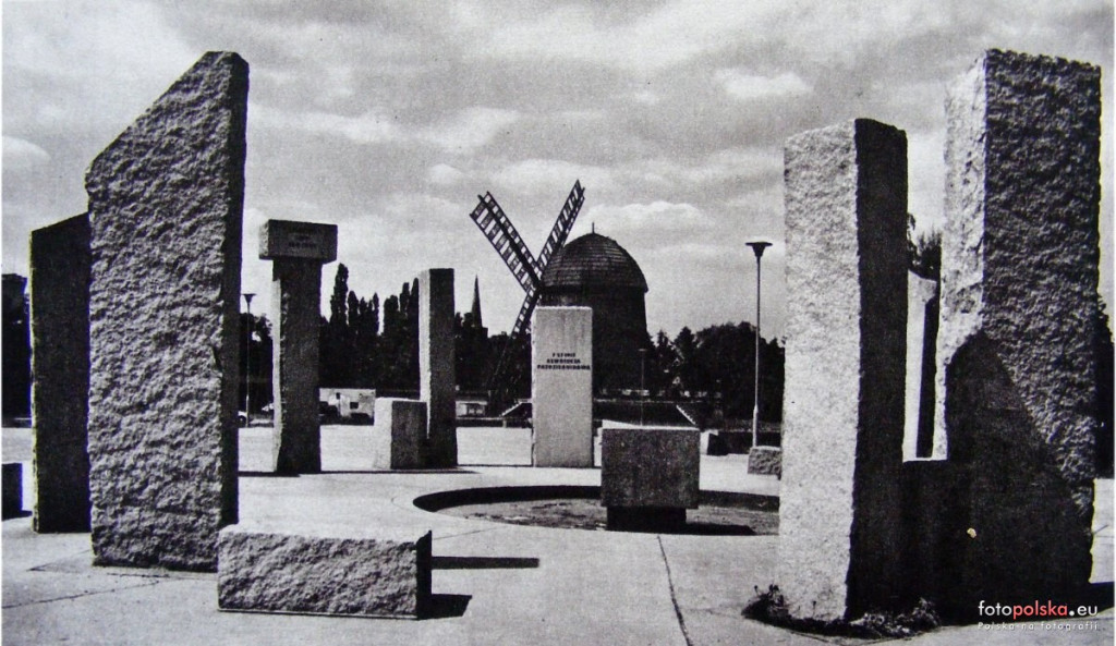 Wiatrak w Grodkowie jest remontowany. Zabytek doczeka się nowego dachu