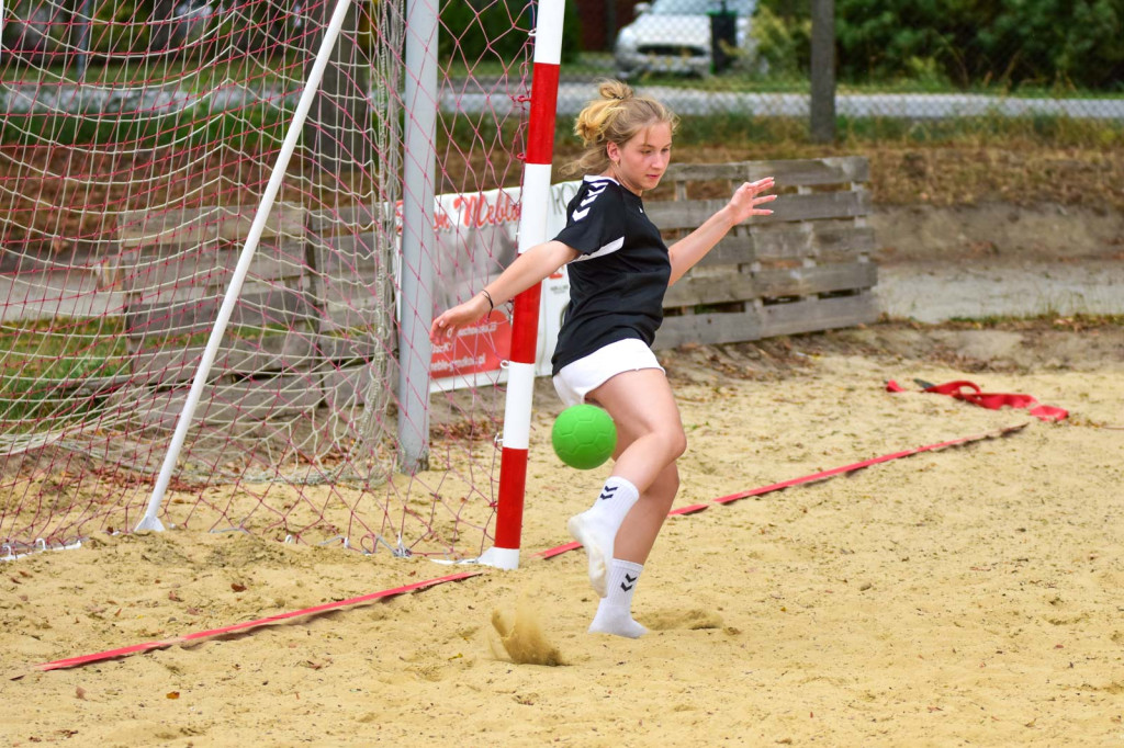 Turniej Piłki Ręcznej Plażowej w Grodkowie [fotorelacja]