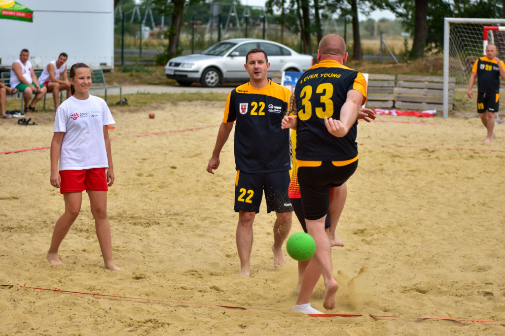 Turniej Piłki Ręcznej Plażowej w Grodkowie [fotorelacja]