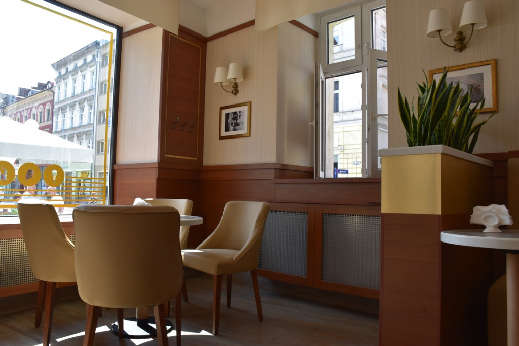 Rzemieślnicze lody, regionalny kołocz śląski, pyszne ciasta, pieczywo i torty. Otwarcie nowej Cukierni Godyla przy ul. Długiej w Brzegu