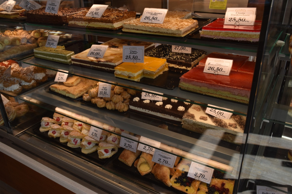 Rzemieślnicze lody, regionalny kołocz śląski, pyszne ciasta, pieczywo i torty. Otwarcie nowej Cukierni Godyla przy ul. Długiej w Brzegu