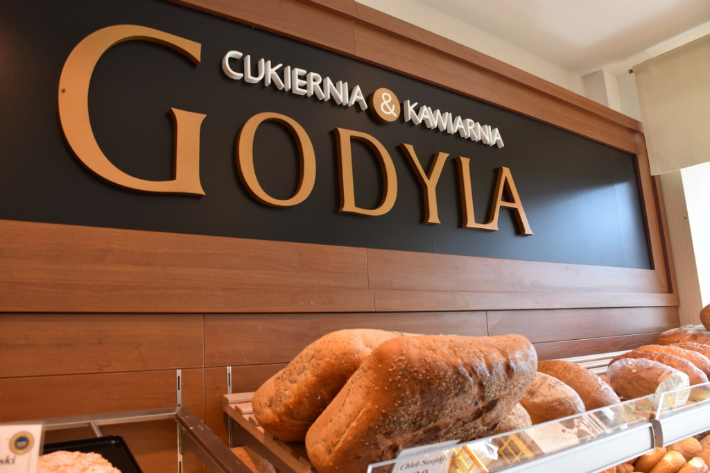 Rzemieślnicze lody, regionalny kołocz śląski, pyszne ciasta, pieczywo i torty. Otwarcie nowej Cukierni Godyla przy ul. Długiej w Brzegu