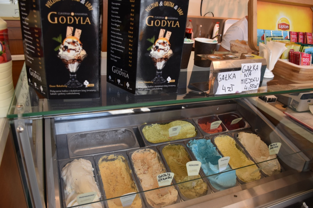 Rzemieślnicze lody, regionalny kołocz śląski, pyszne ciasta, pieczywo i torty. Otwarcie nowej Cukierni Godyla przy ul. Długiej w Brzegu