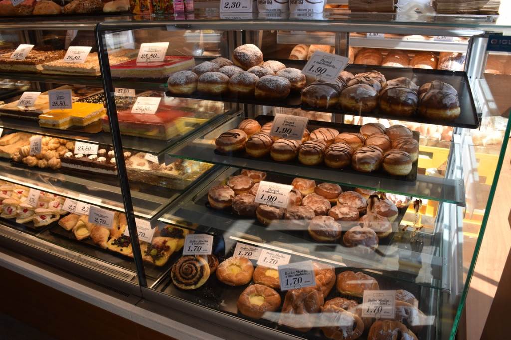 Rzemieślnicze lody, regionalny kołocz śląski, pyszne ciasta, pieczywo i torty. Otwarcie nowej Cukierni Godyla przy ul. Długiej w Brzegu