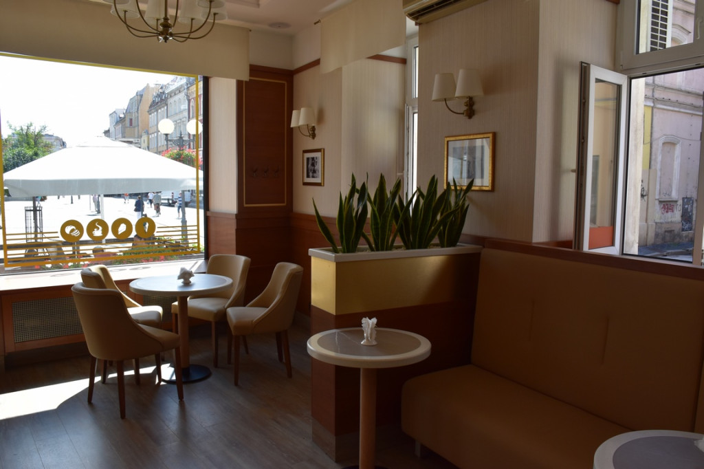 Rzemieślnicze lody, regionalny kołocz śląski, pyszne ciasta, pieczywo i torty. Otwarcie nowej Cukierni Godyla przy ul. Długiej w Brzegu