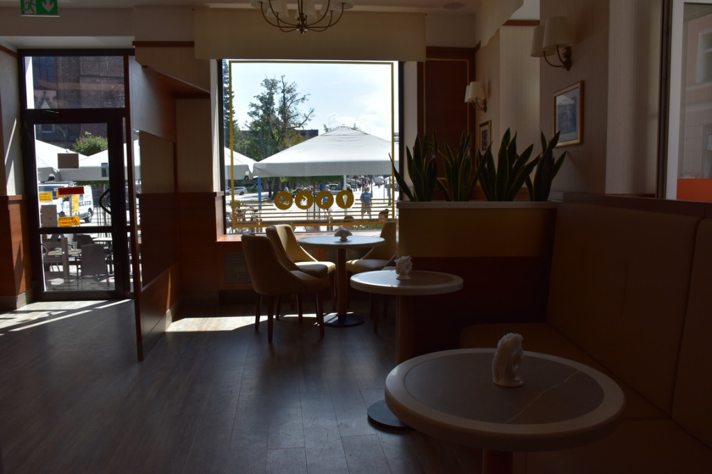 Rzemieślnicze lody, regionalny kołocz śląski, pyszne ciasta, pieczywo i torty. Otwarcie nowej Cukierni Godyla przy ul. Długiej w Brzegu