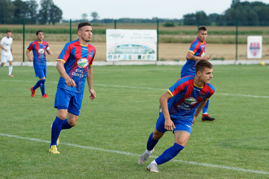 Pierwsza porażka LZS-u Starowice. Rekord lepszy w starciu z beniaminkiem [fotorelacja]