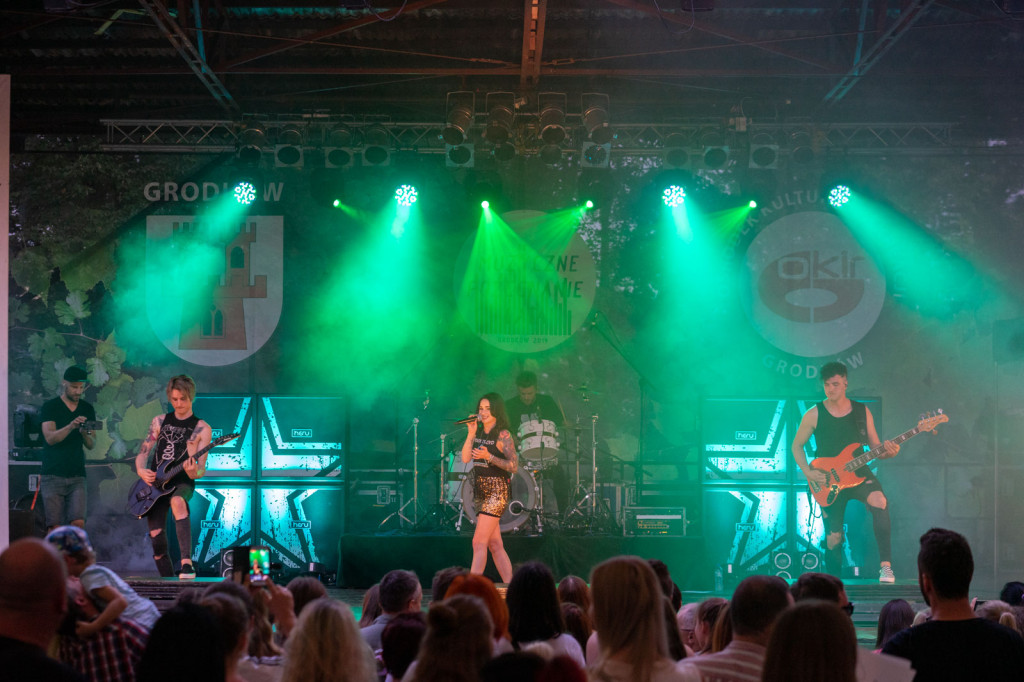 Muzyczne Pożegnanie lata w Grodkowie - koncert Eweliny Lisowskiej [fotorelacja]
