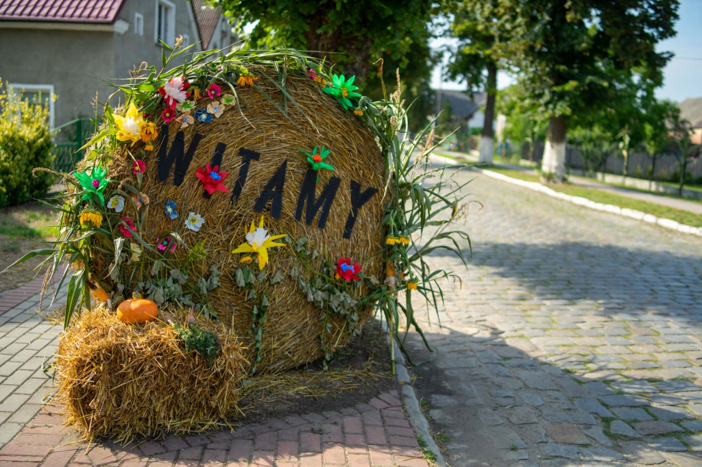Święto plonów w Lipkach. Najpiękniejszy wieniec dożynkowy w Gminie Skarbimierz z Łukowic Brzeskich