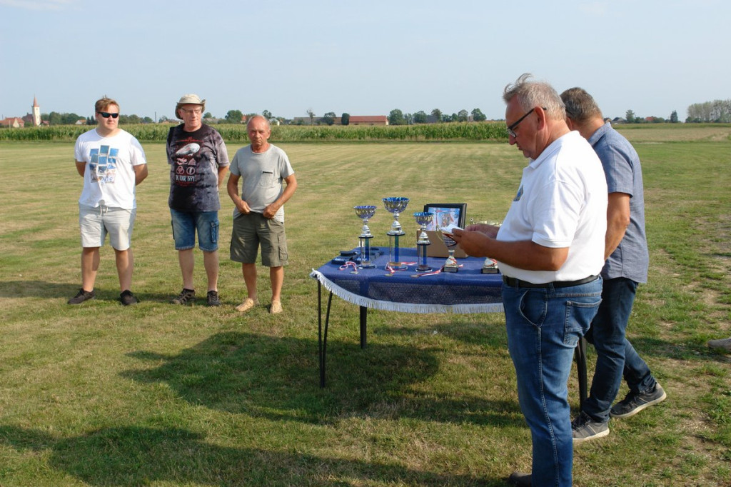 Pod Grodkowem rozegrano Mistrzostwa Polski Modeli Akrobacyjnych Zdalnie Sterowanych