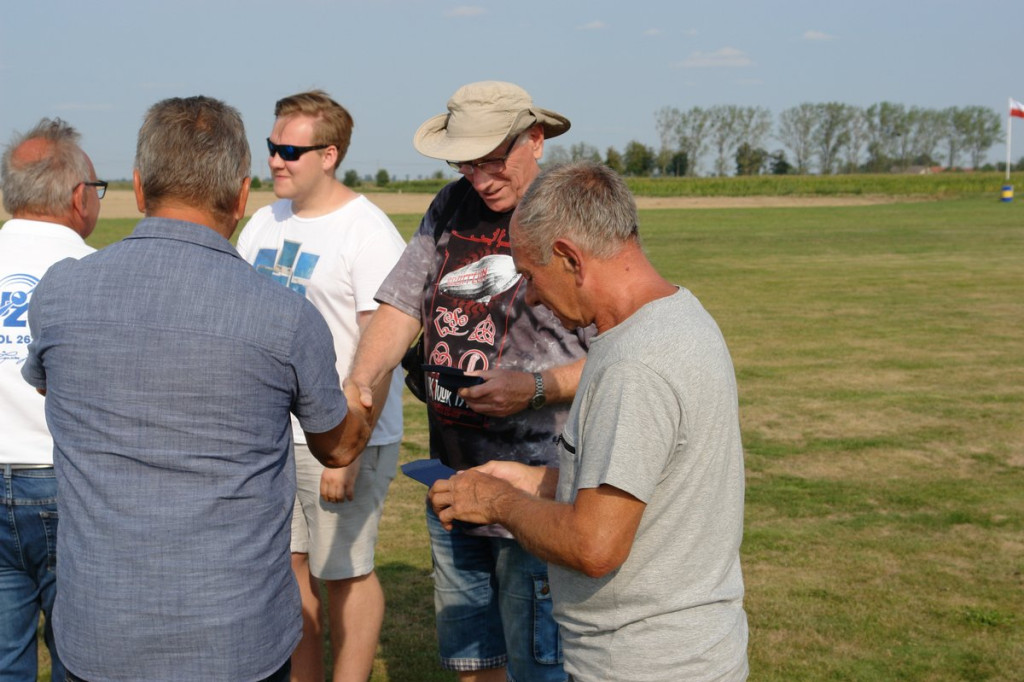 Pod Grodkowem rozegrano Mistrzostwa Polski Modeli Akrobacyjnych Zdalnie Sterowanych