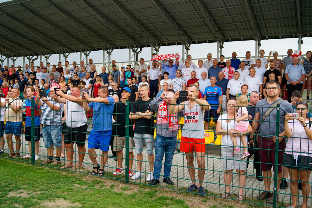 Święto piłki nożnej w Grodkowie. Polki zagrały z Czeszkami mecz towarzyski U-19 [fotorelacja]
