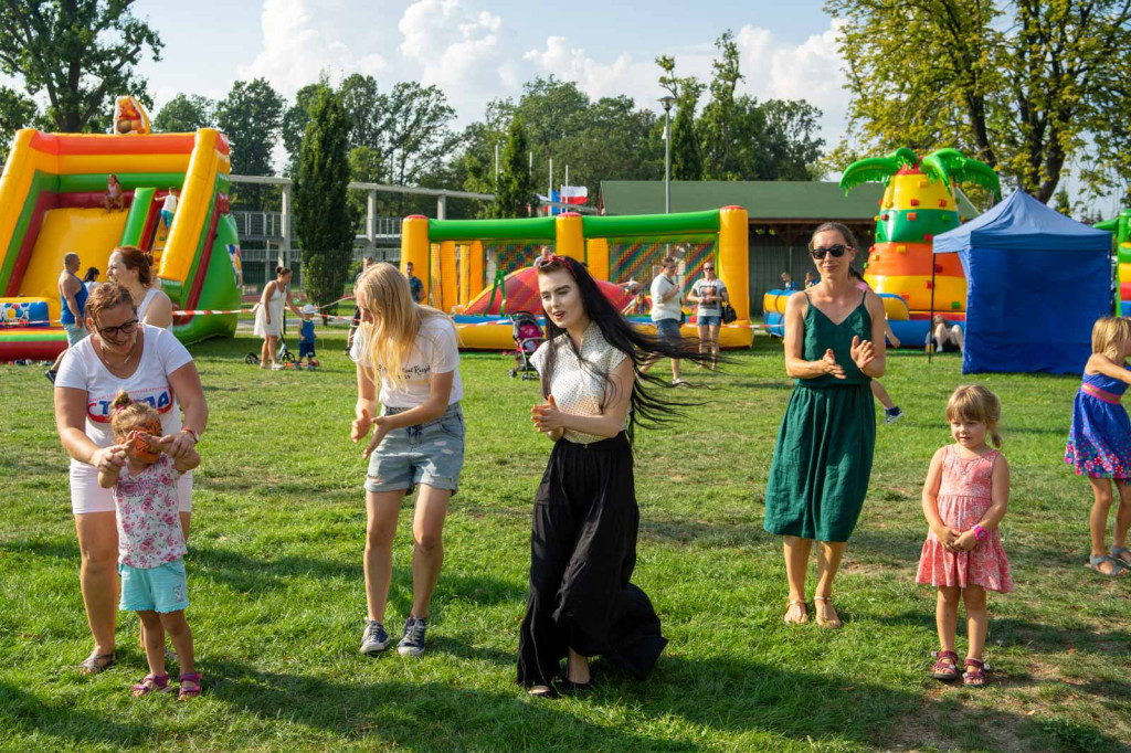 Trzecia edycja Brzeskiego Festiwalu Kaczek. W wyścigu rywalizowało ponad 250 gumowych kaczuszek
