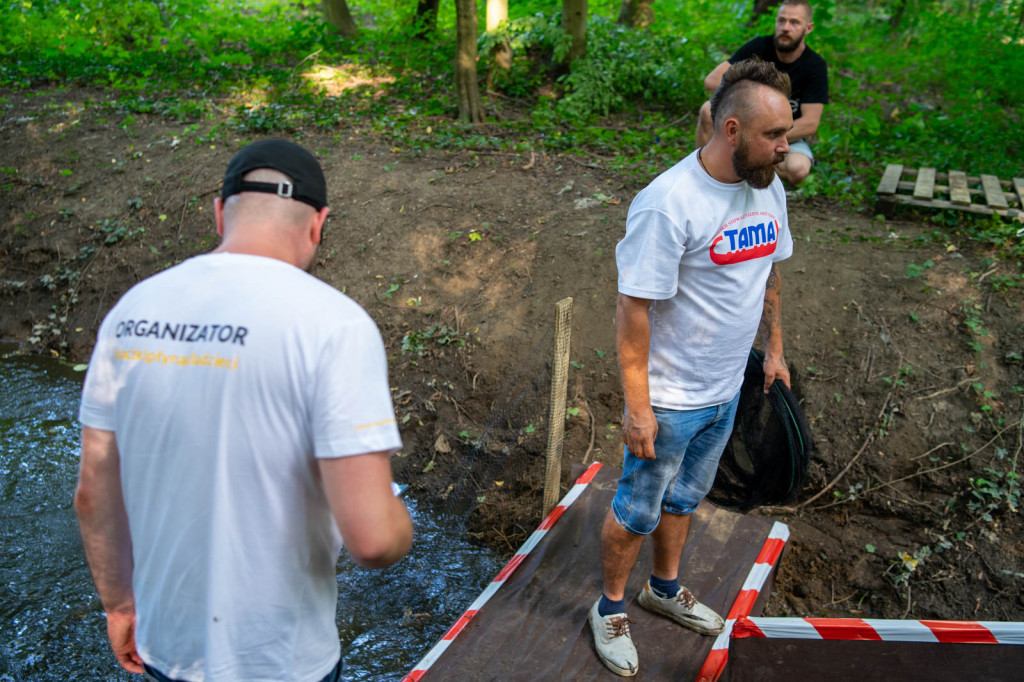 Trzecia edycja Brzeskiego Festiwalu Kaczek. W wyścigu rywalizowało ponad 250 gumowych kaczuszek