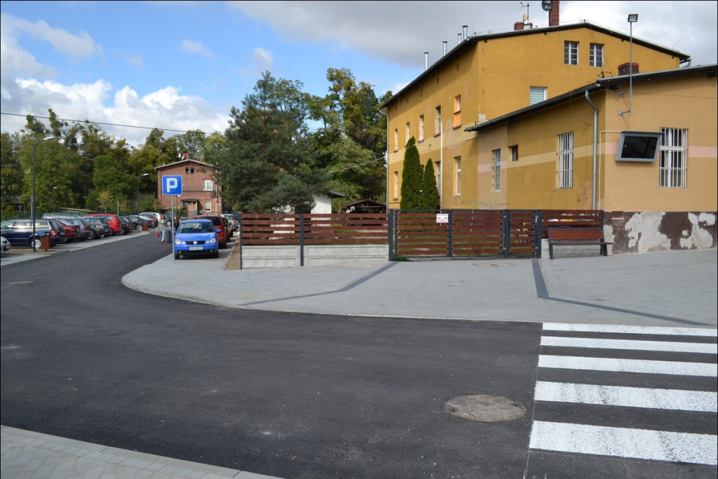 Lewin Brzeski ma nowoczesne centrum przesiadkowe