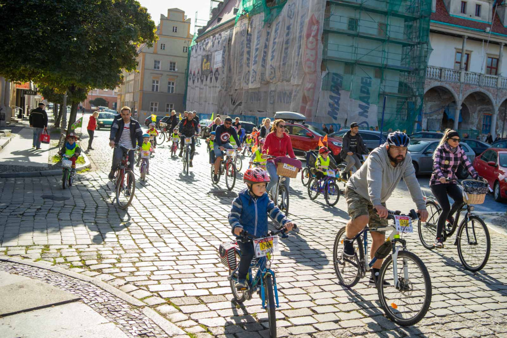 Blisko 250 przedszkolaków pojechało w rajdzie rowerkowym! [fotorelacja]